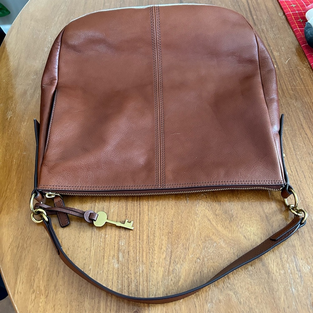 Fossil hobo bag EUC.